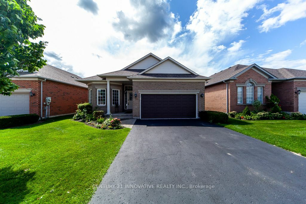 18 Faldo'S Flight  Whitchurch-Stouffville ON L4A 1M8 photo