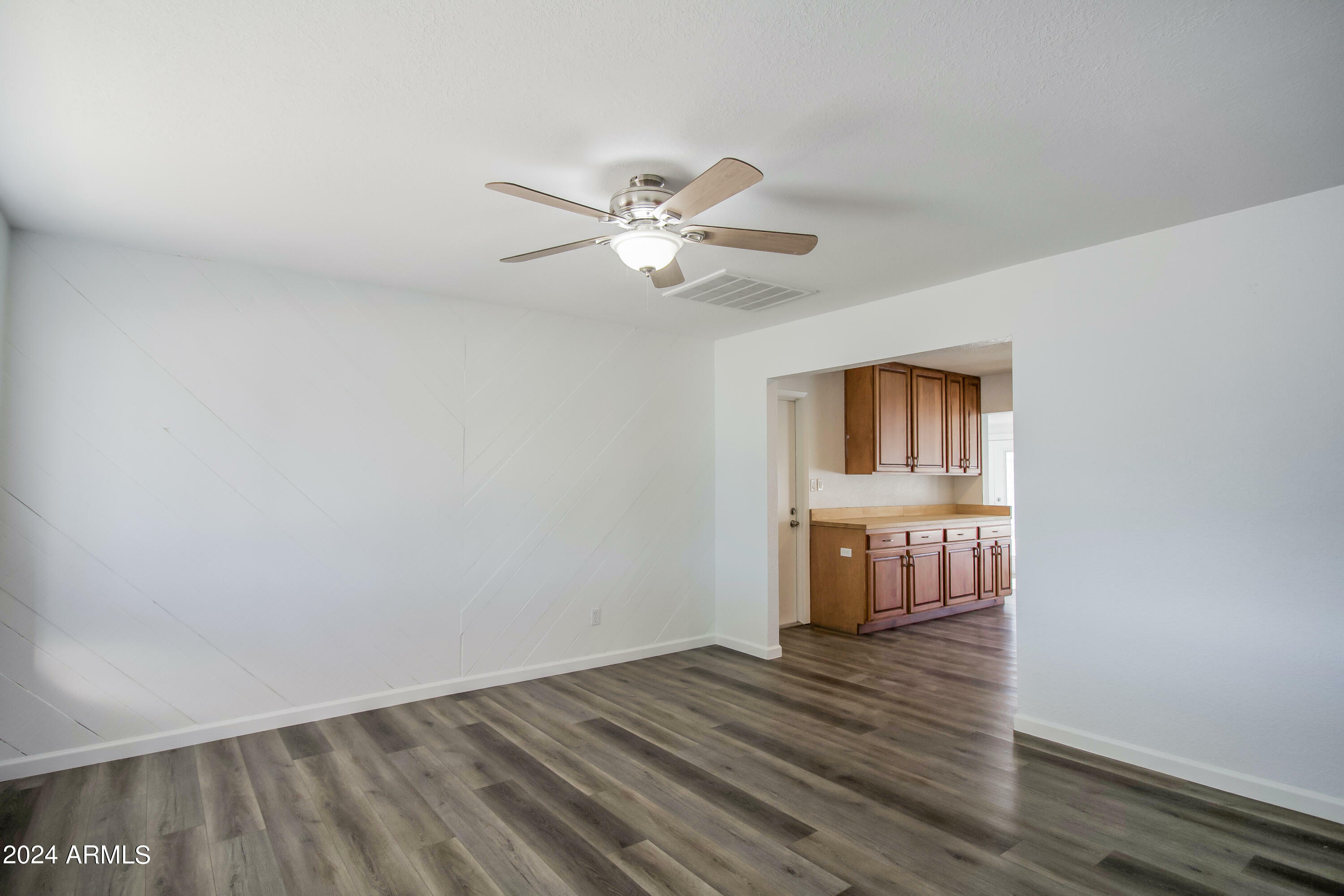 Property Photo:  3228 W Villa Theresa Drive  AZ 85053 