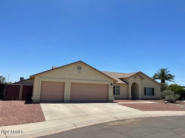 Property Photo:  10951 W Alice Avenue  AZ 85345 