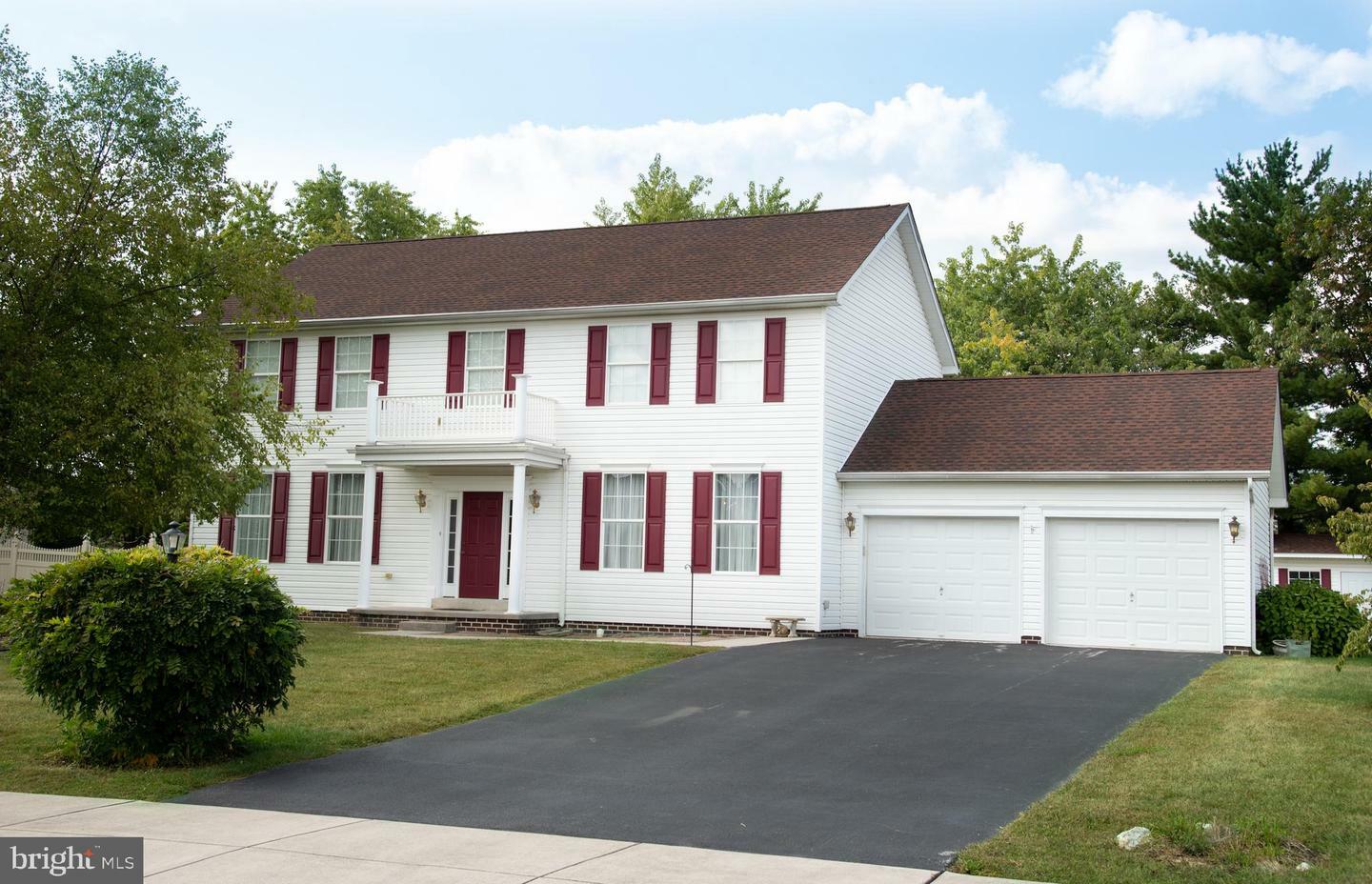 Property Photo:  48 Blenheim Street  PA 17331 