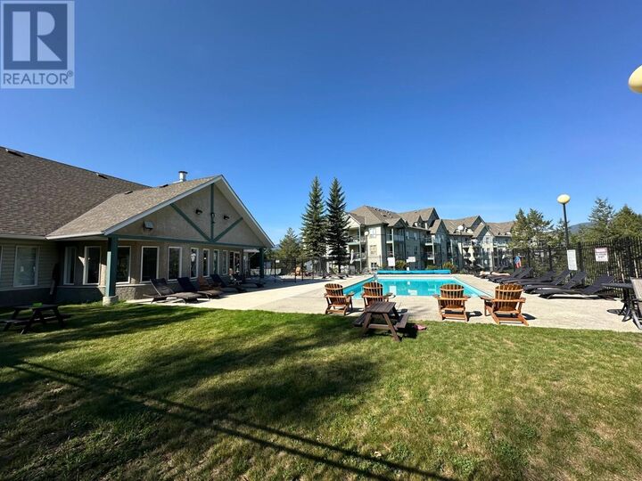 4767 Forsters Landing Road 210 — photo 1