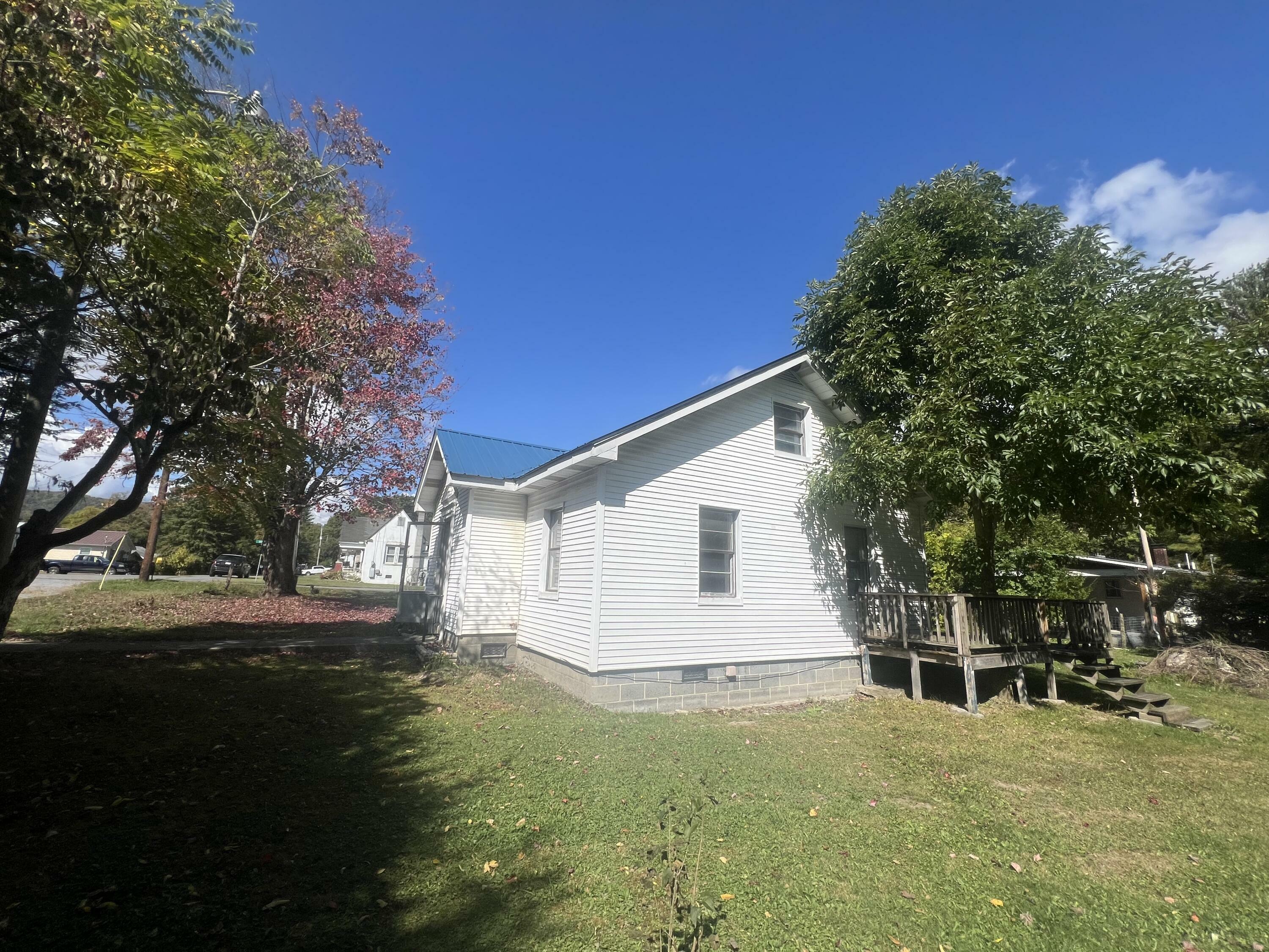 Property Photo:  93 7th St  WV 25984 