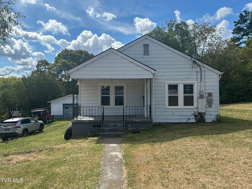Property Photo:  603 Franklin Lane  TN 37814 