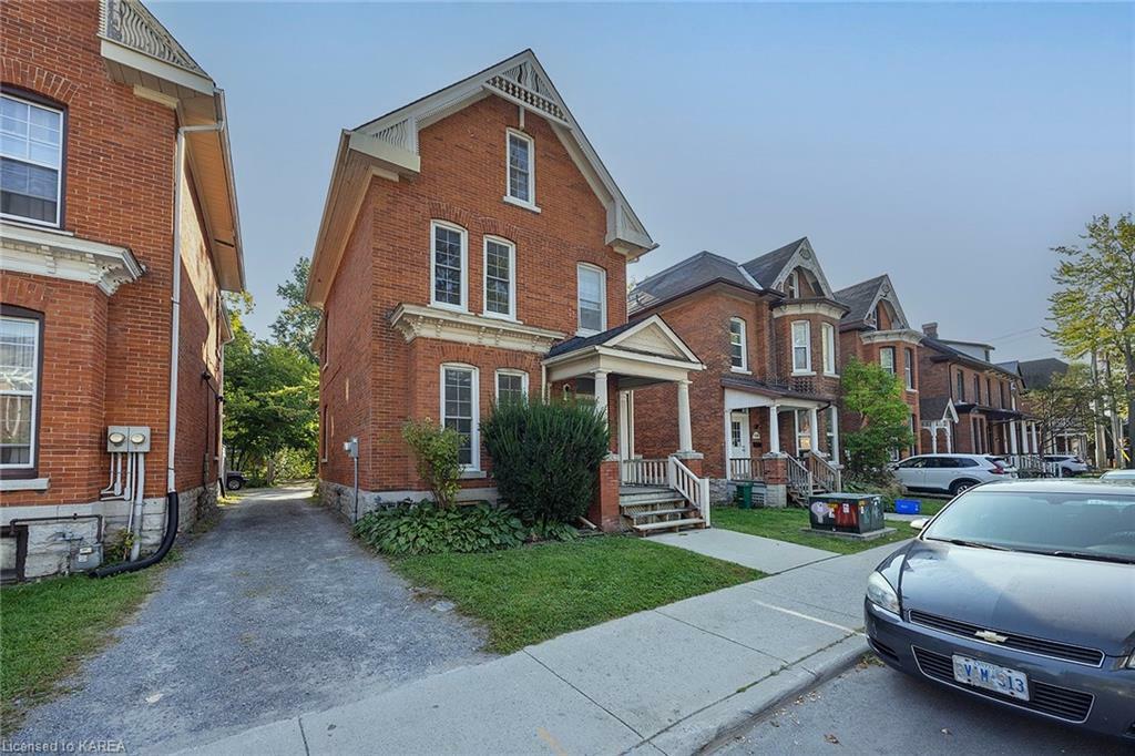 Property Photo: 243 Alfred Street ON K7L 3S1