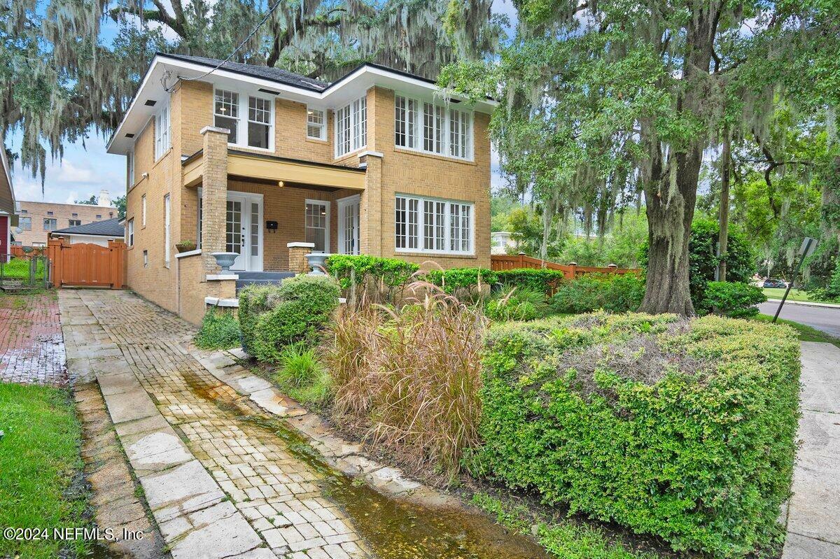 Property Photo:  1356 Willow Branch Avenue  FL 32205 