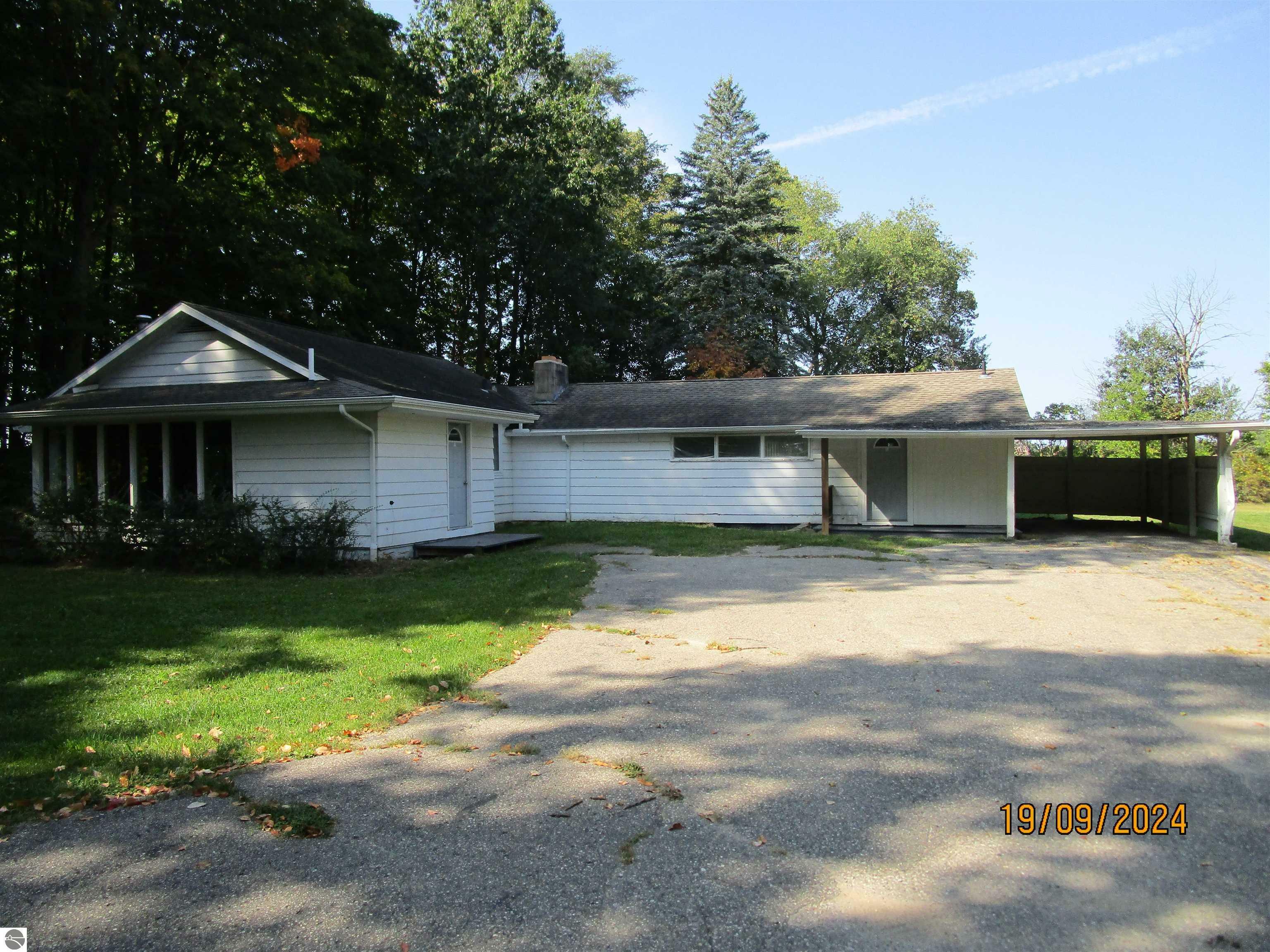 Property Photo:  510 E Remus Road  MI 48858 