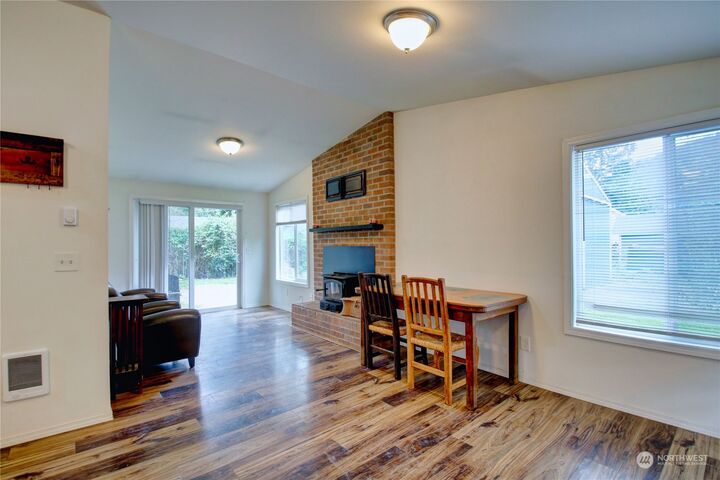 Property Photo: 352 Deerhaven Lane WA 98284