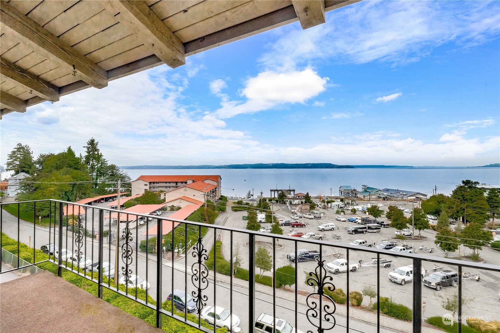 Property Photo:  28313  Redondo Way S 308  WA 98198 