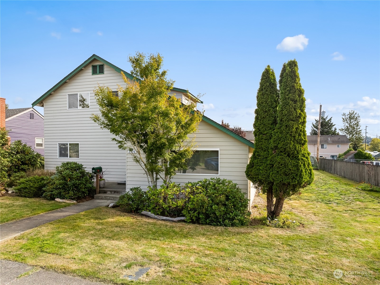 2516 Queen Street  Bellingham WA 98226 photo