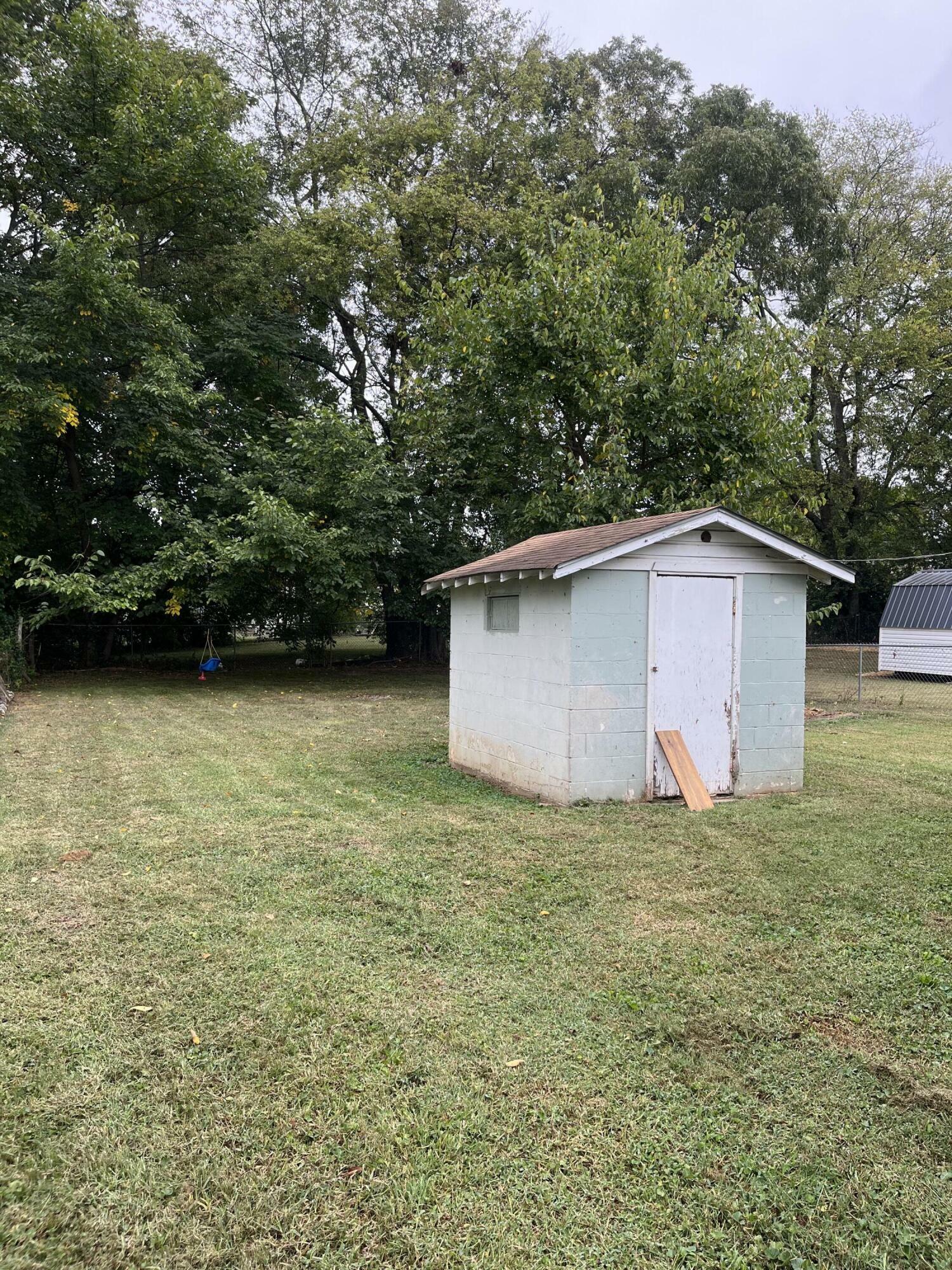 Property Photo:  657 4th Street SE  TN 37311 