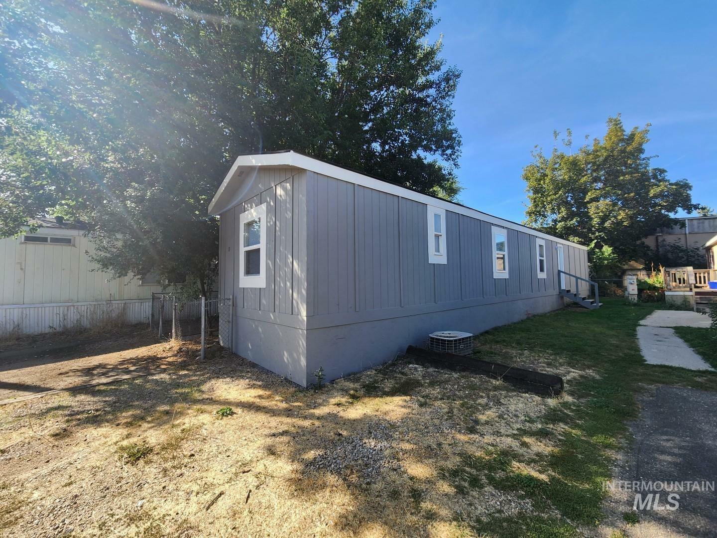 Property Photo:  711 4th  Ave N 13  ID 83687 