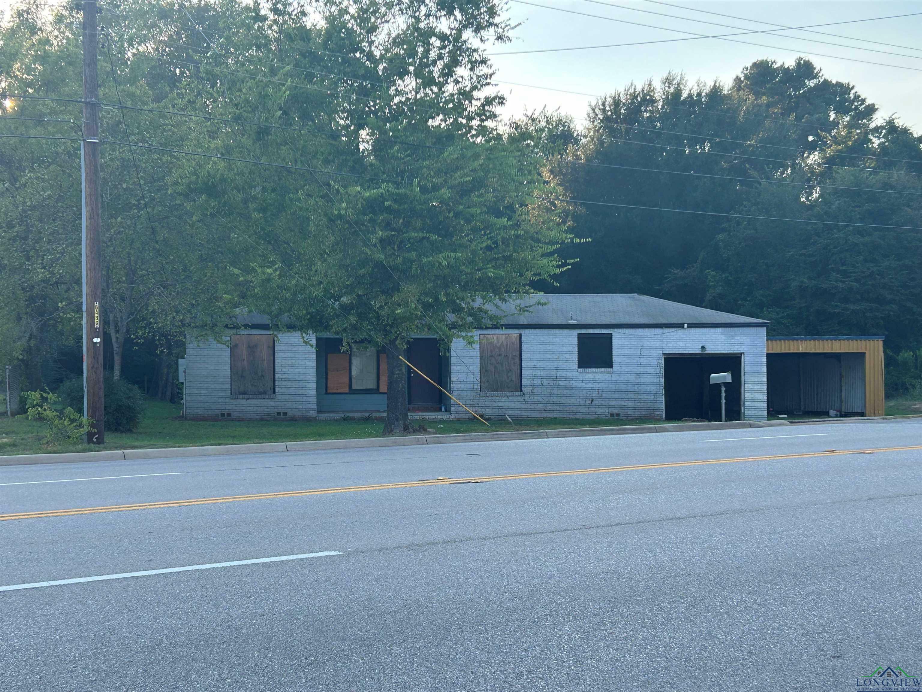 Property Photo:  507 Pine Tree Rd  TX 75605 