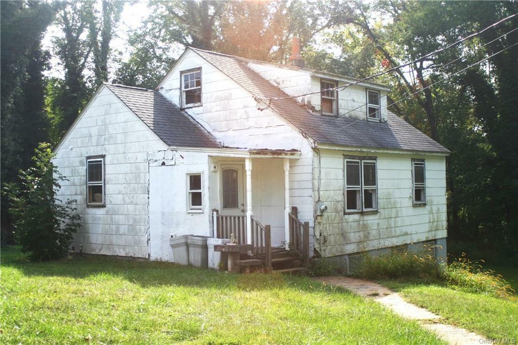 Property Photo:  1075 Spillway Road  NY 10588 