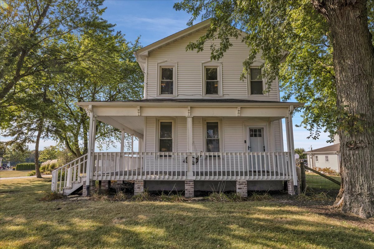 Property Photo:  6735 Grove Road  IL 60543 