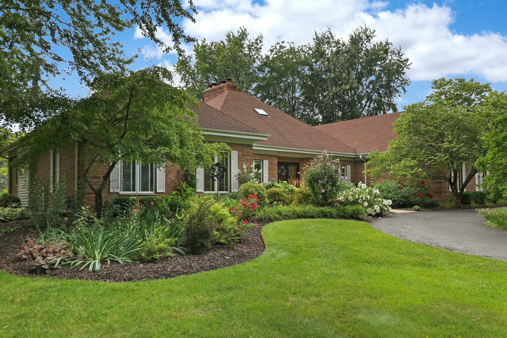 14 Bridlewood Trail  South Barrington IL 60010 photo