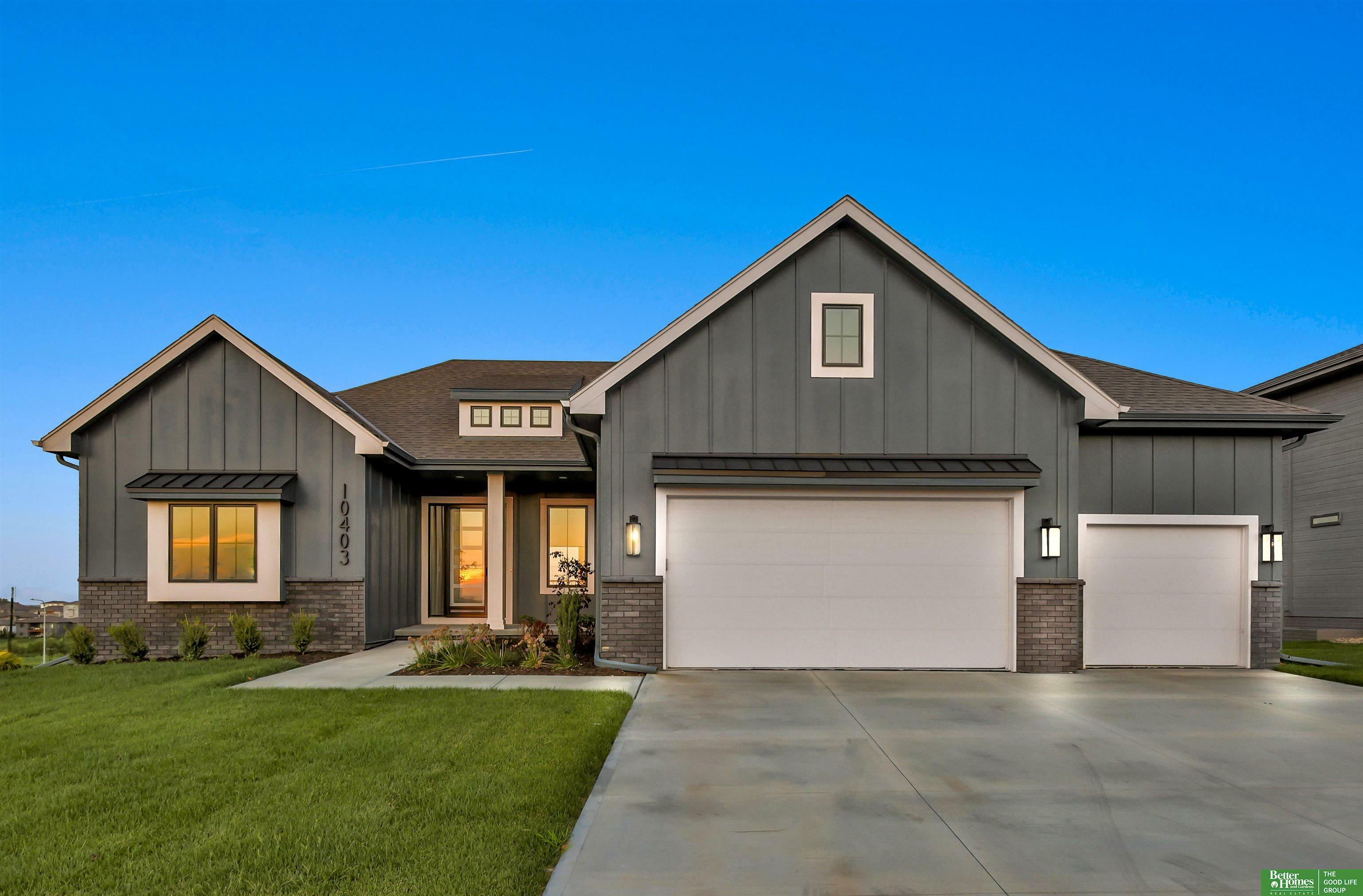 Property Photo: 10403 S 191st Avenue NE 68136