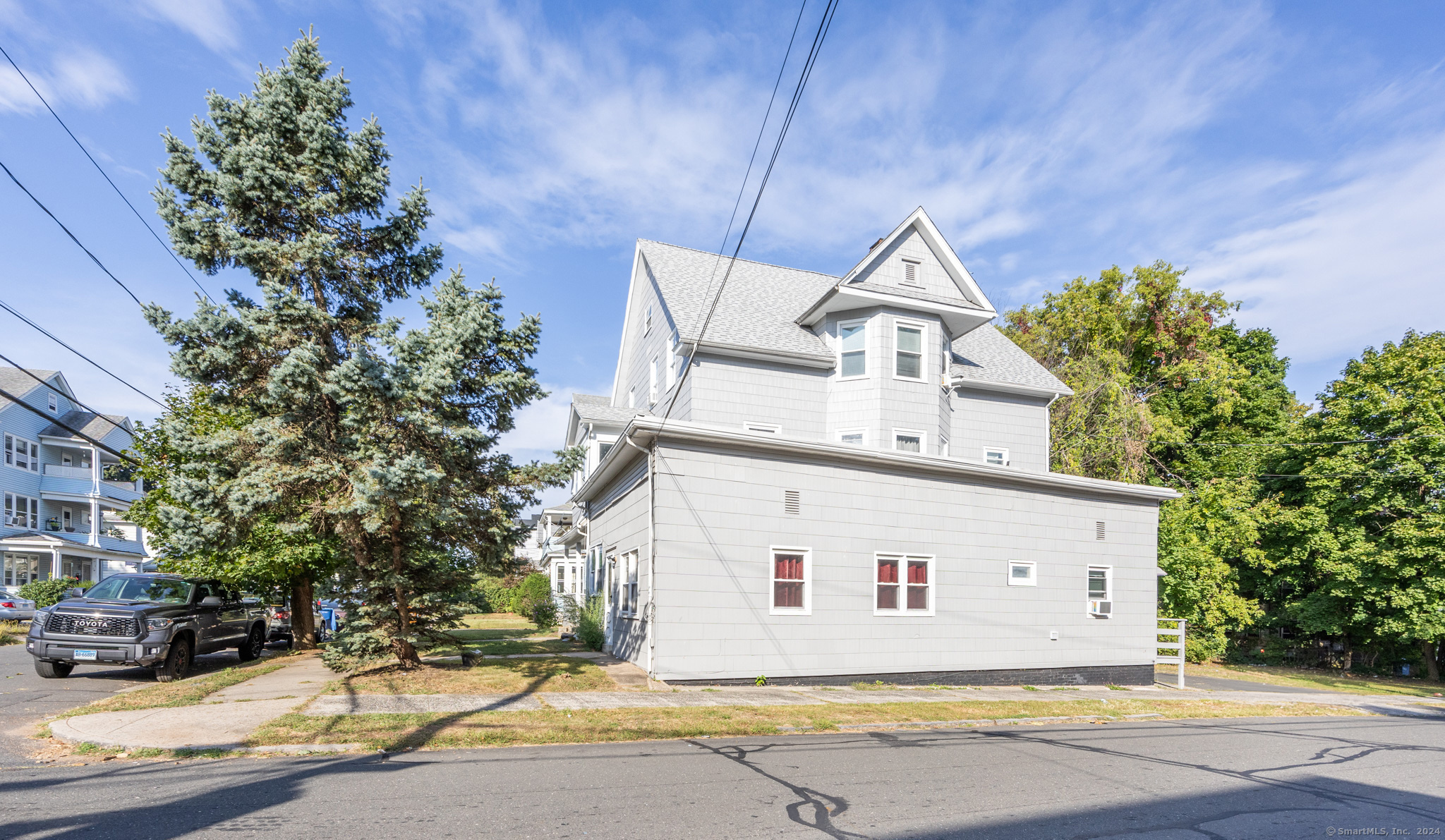 Property Photo:  1 Wallace Street  CT 06051 