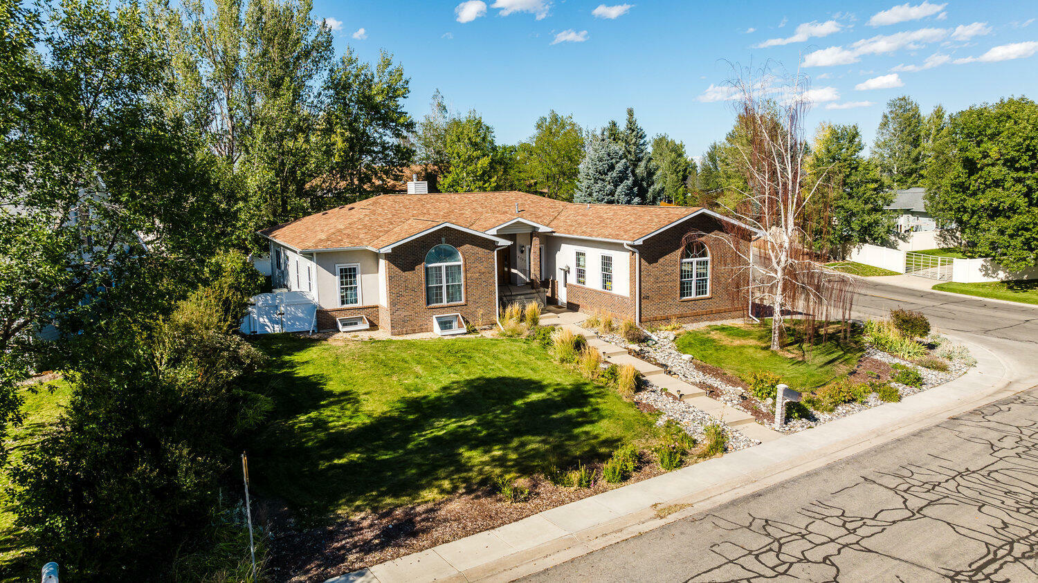 Property Photo:  2027 Summit Drive  WY 82801 