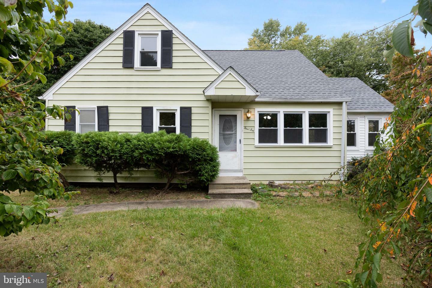 Property Photo:  506 Emma Street  NJ 08060 