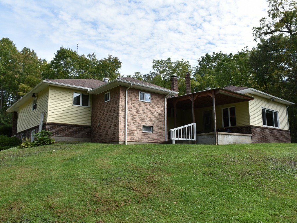 Property Photo:  16683 S Mead Road  PA 16433 