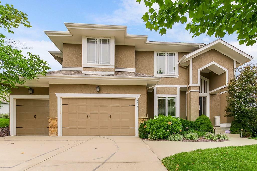 Property Photo: 13018 W 54th Terrace KS 66216
