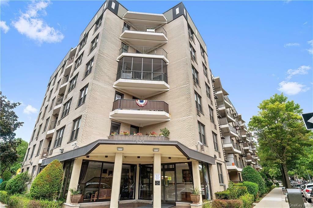 1874 Pelham Parkway S 6H  Bronx NY 10461 photo