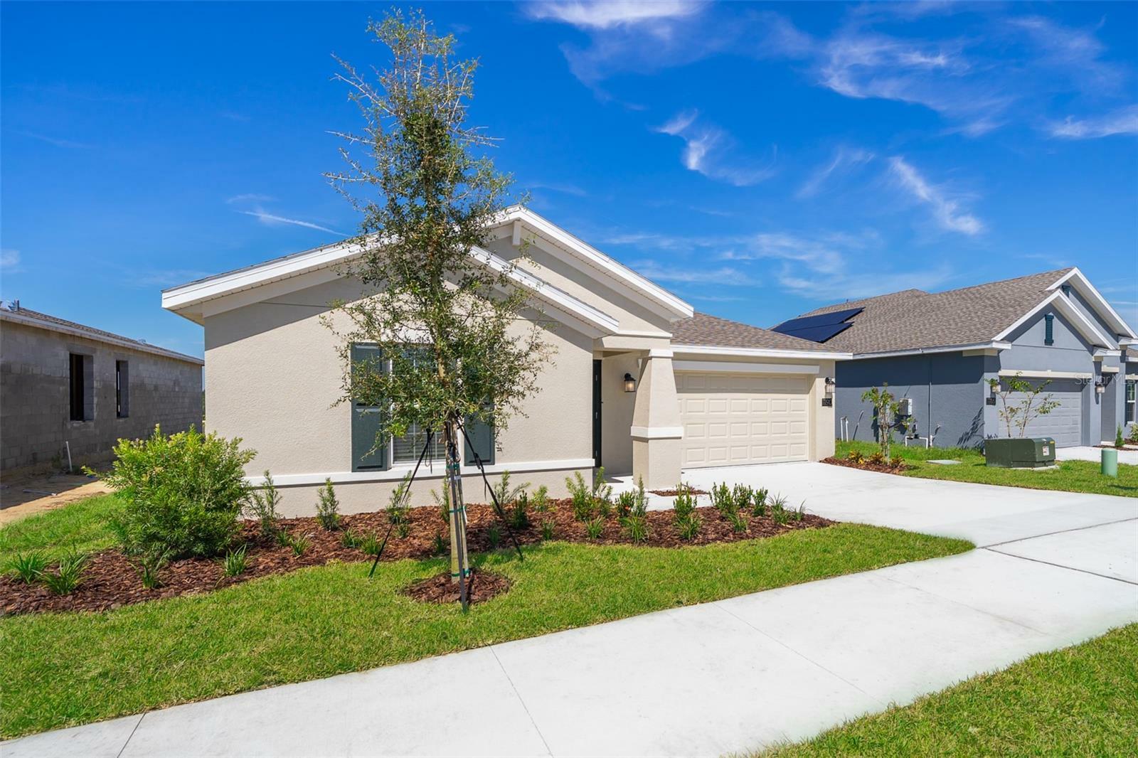 Property Photo:  1190 Pomelo Street  FL 33837 