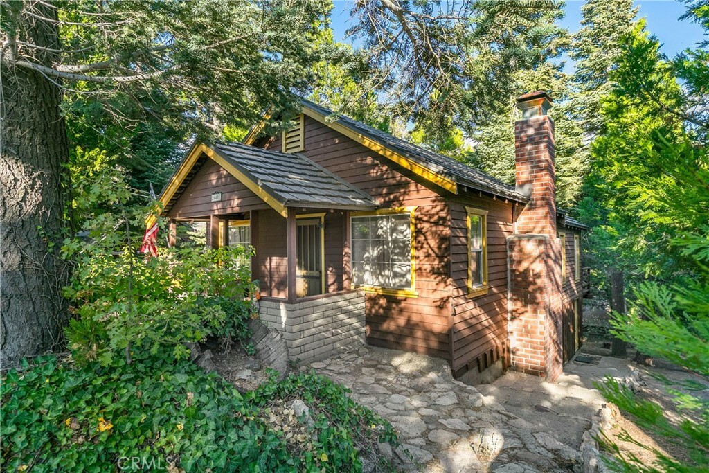 26481 Alpine Lane  Twin Peaks CA 92391 photo