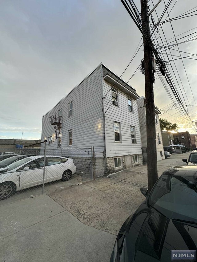 Property Photo:  197 Malvern Street  NJ 07105 