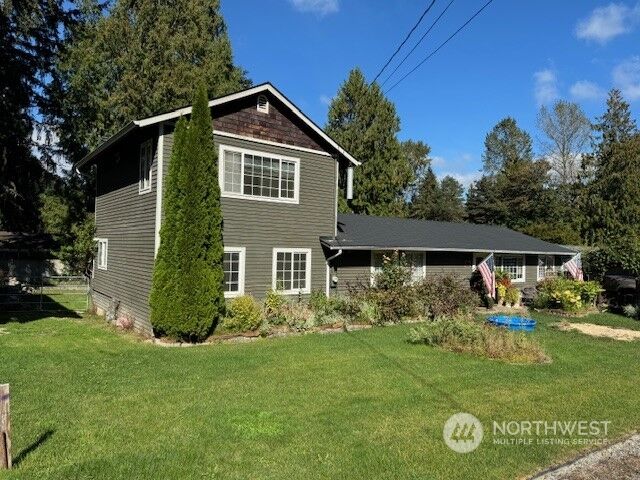 Property Photo:  21412 NE 60th Place  WA 98053 