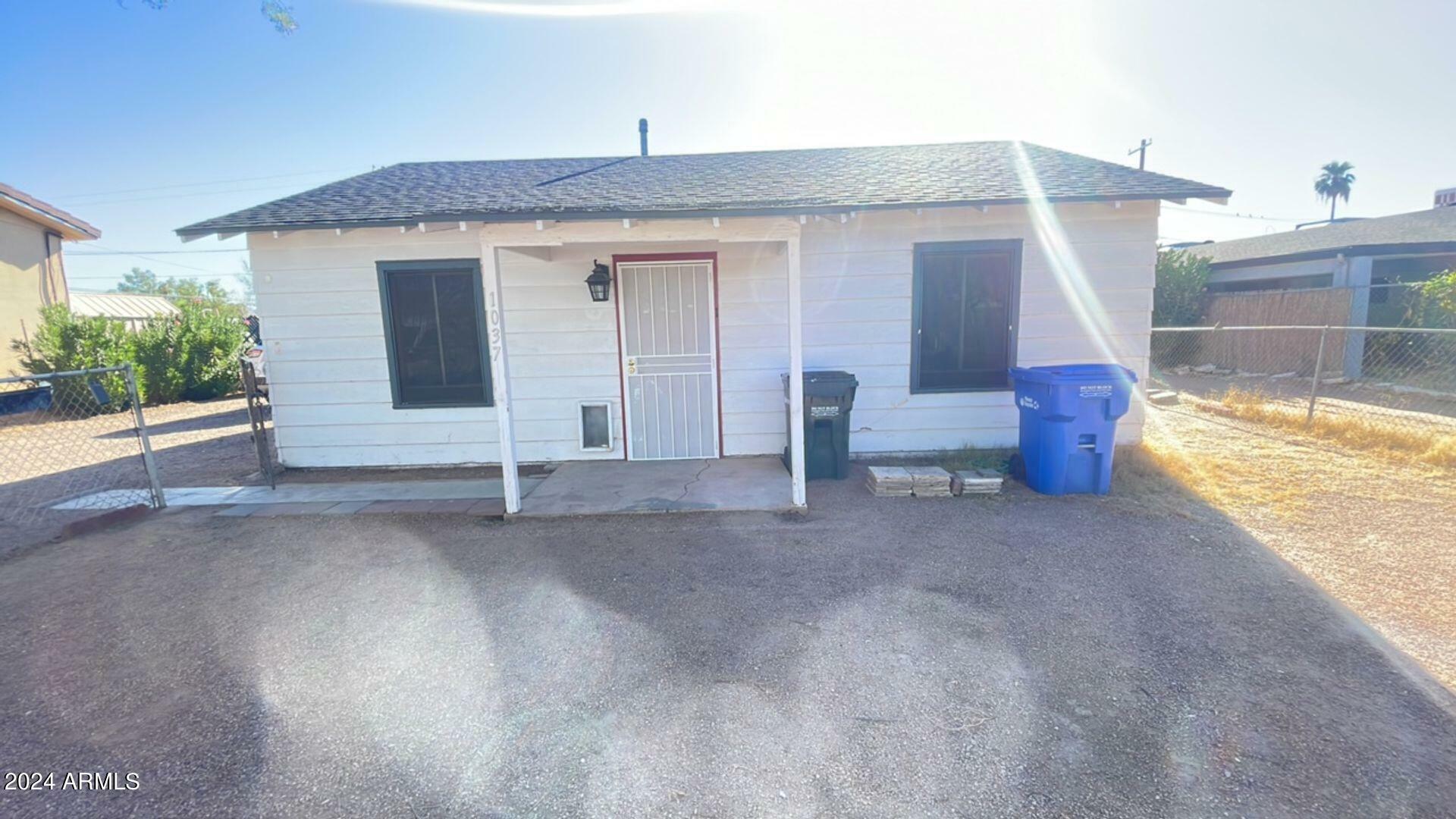 Property Photo:  1037 N 25th Street  AZ 85008 