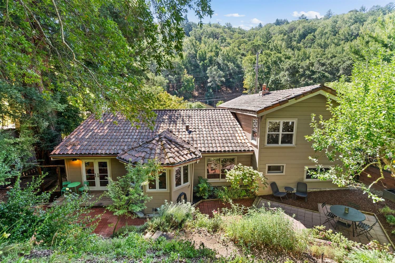 Property Photo:  180 Bothin Road  CA 94930 