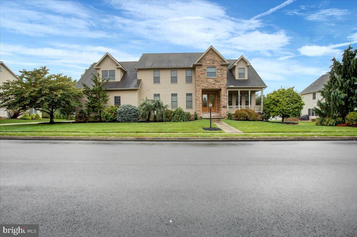 Property Photo:  1776 Springwillow Drive  PA 17055 