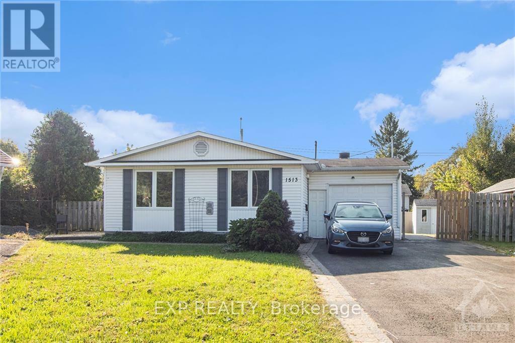 1513 Queenswood Crescent B  Ottawa ON K1E 1L3 photo