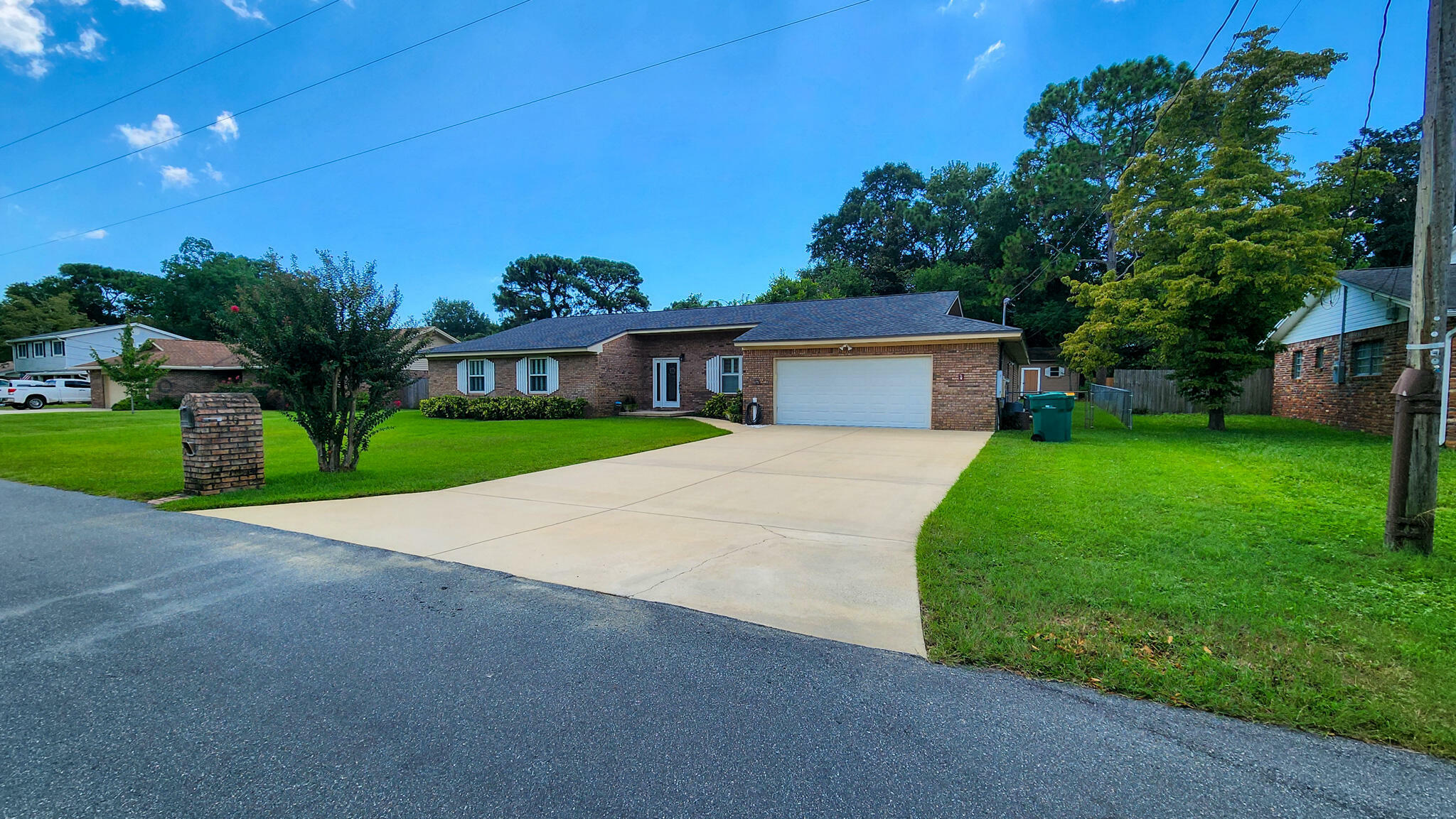 Property Photo:  16 Maple Avenue  FL 32579 