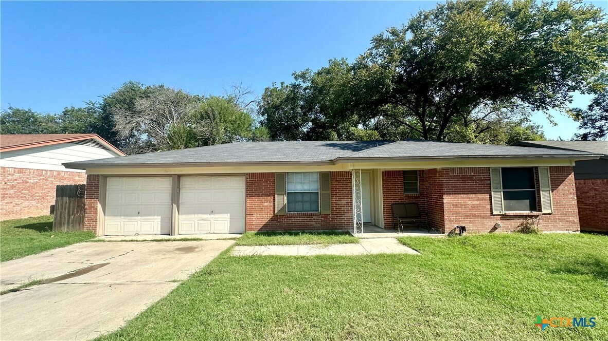 Property Photo:  1106 Sublett Avenue  TX 76522 