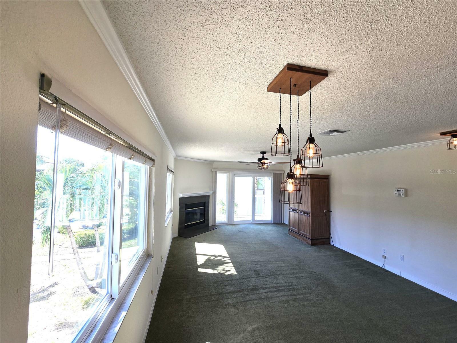 Property Photo:  346 Madeira Circle  FL 33715 