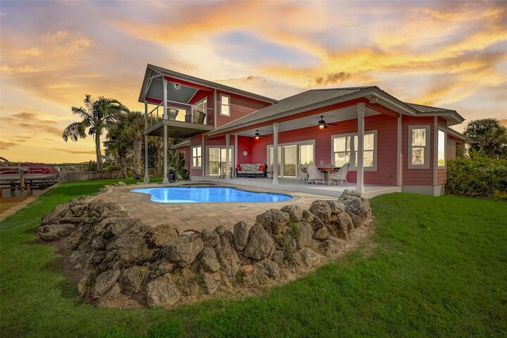 Property Photo:  300 Quay Assisi Court  FL 32169 