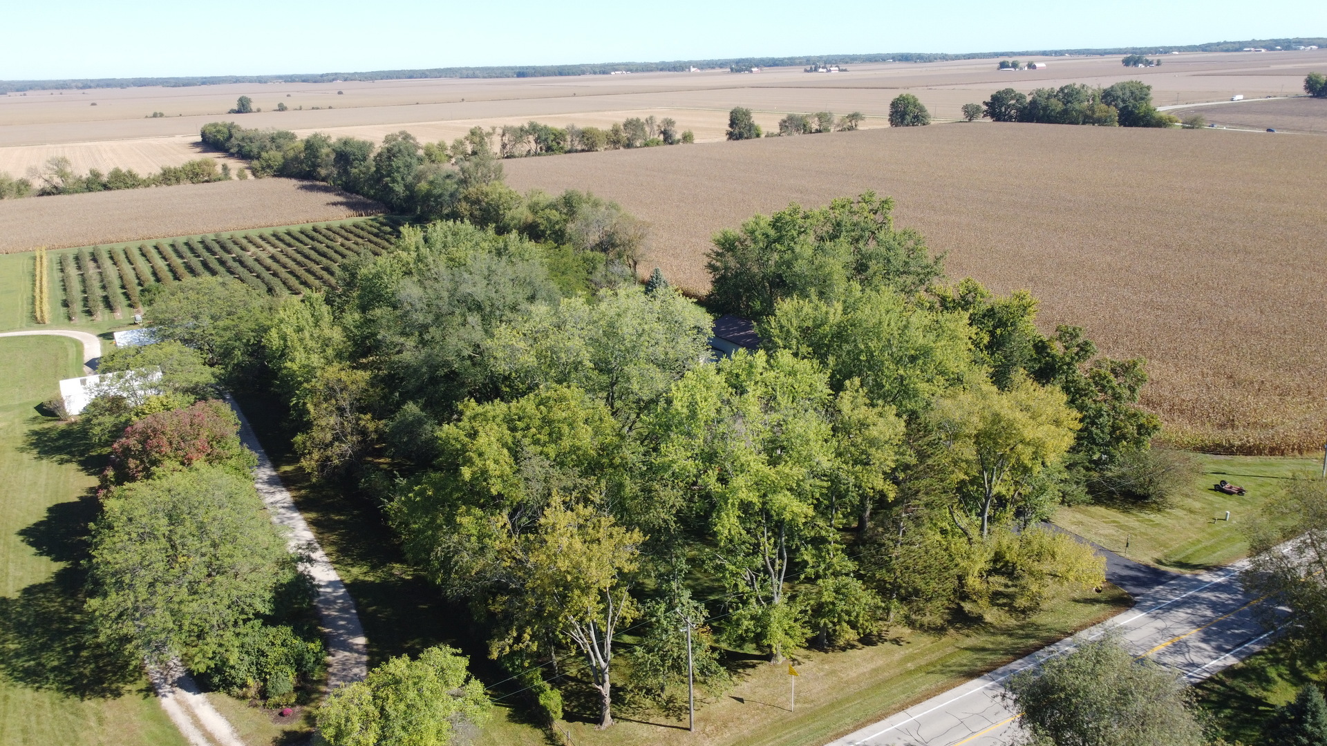 Property Photo:  18104 Kishwaukee Valley Road  IL 60098 