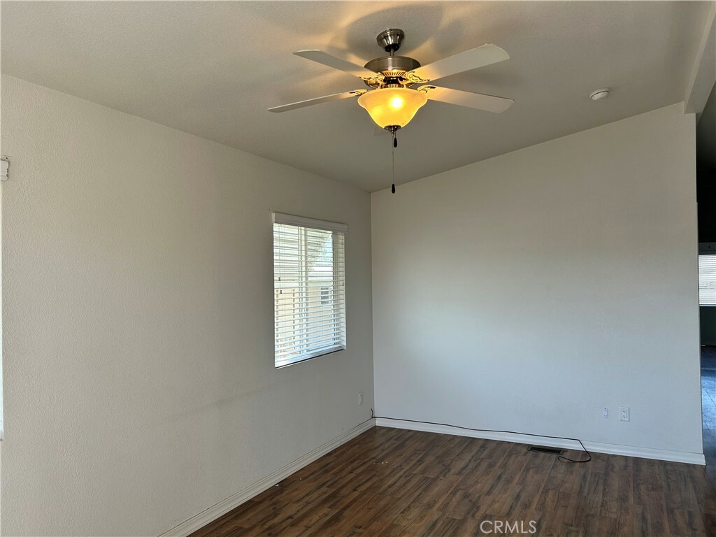 Property Photo:  1600 S San Jacinto Avenue 55  CA 92583 