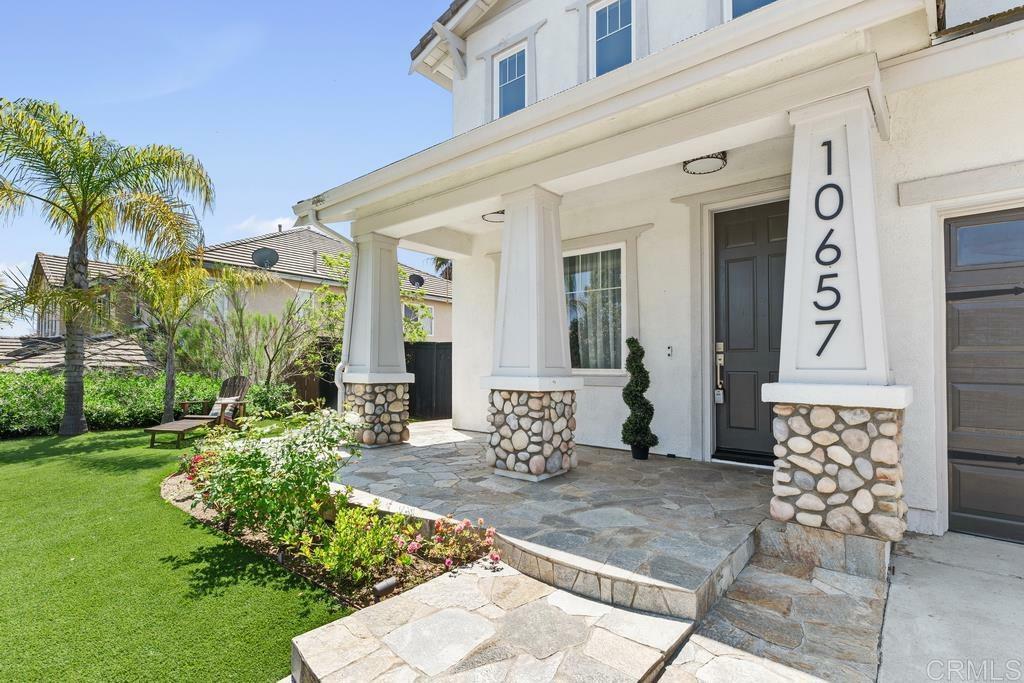 Property Photo: 10657 Aspen CA 92026