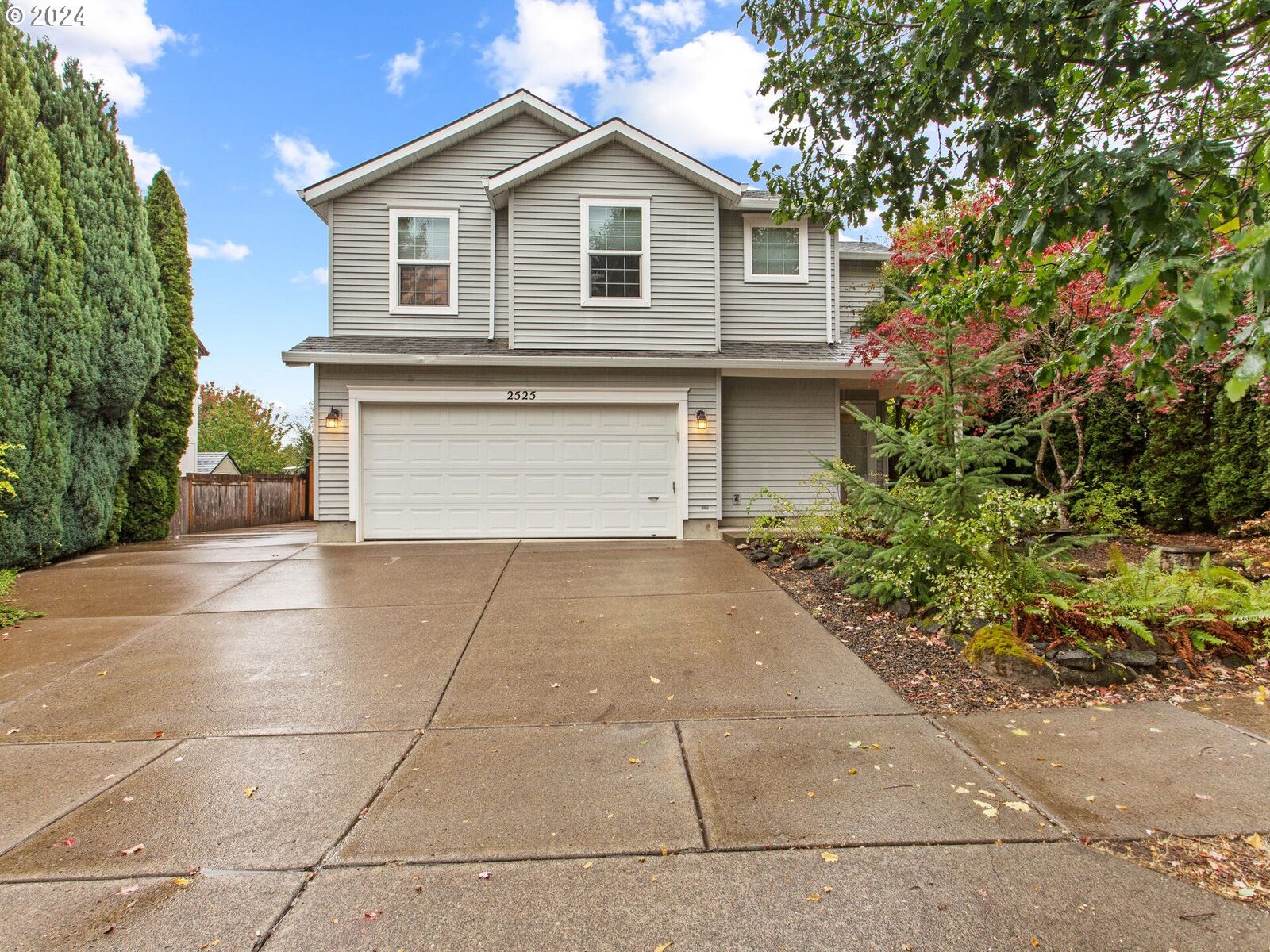 Property Photo:  2525 Strasburg Dr  OR 97116 