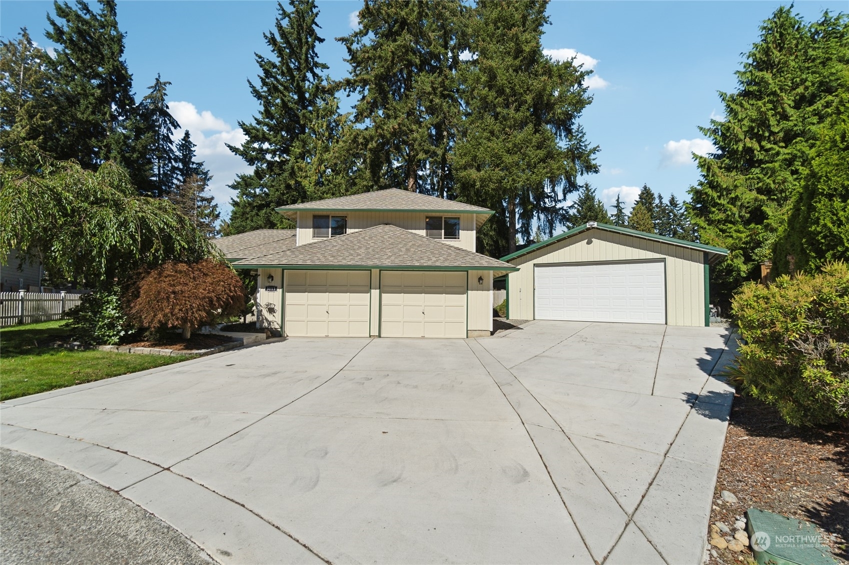 3113 108th Place SE  Everett WA 98208 photo