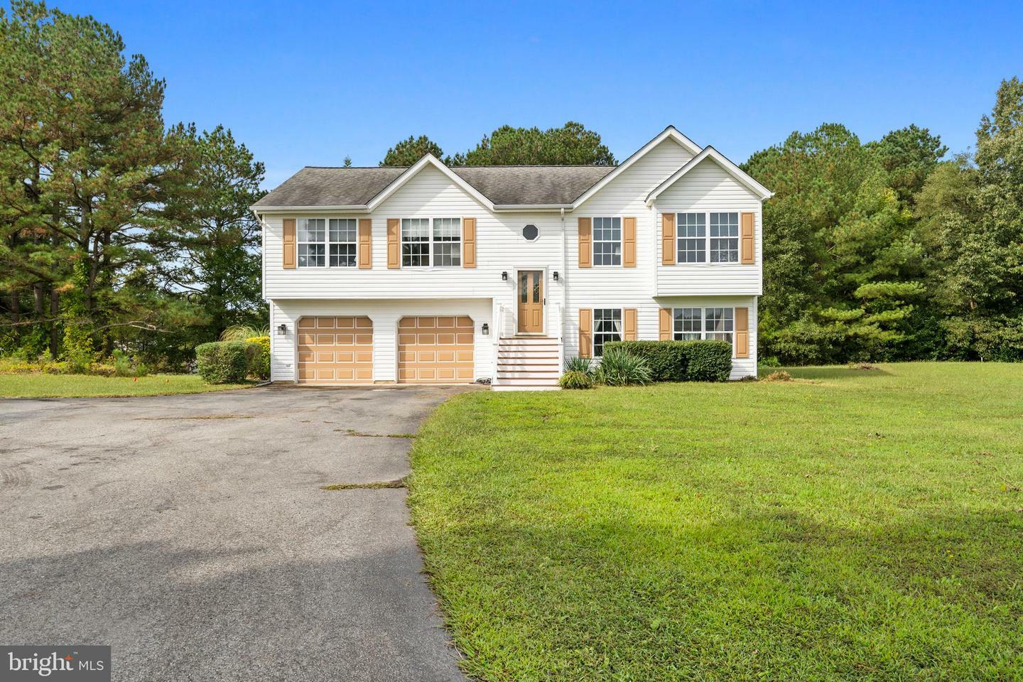Property Photo: 25795 Shamrock Lane MD 20659