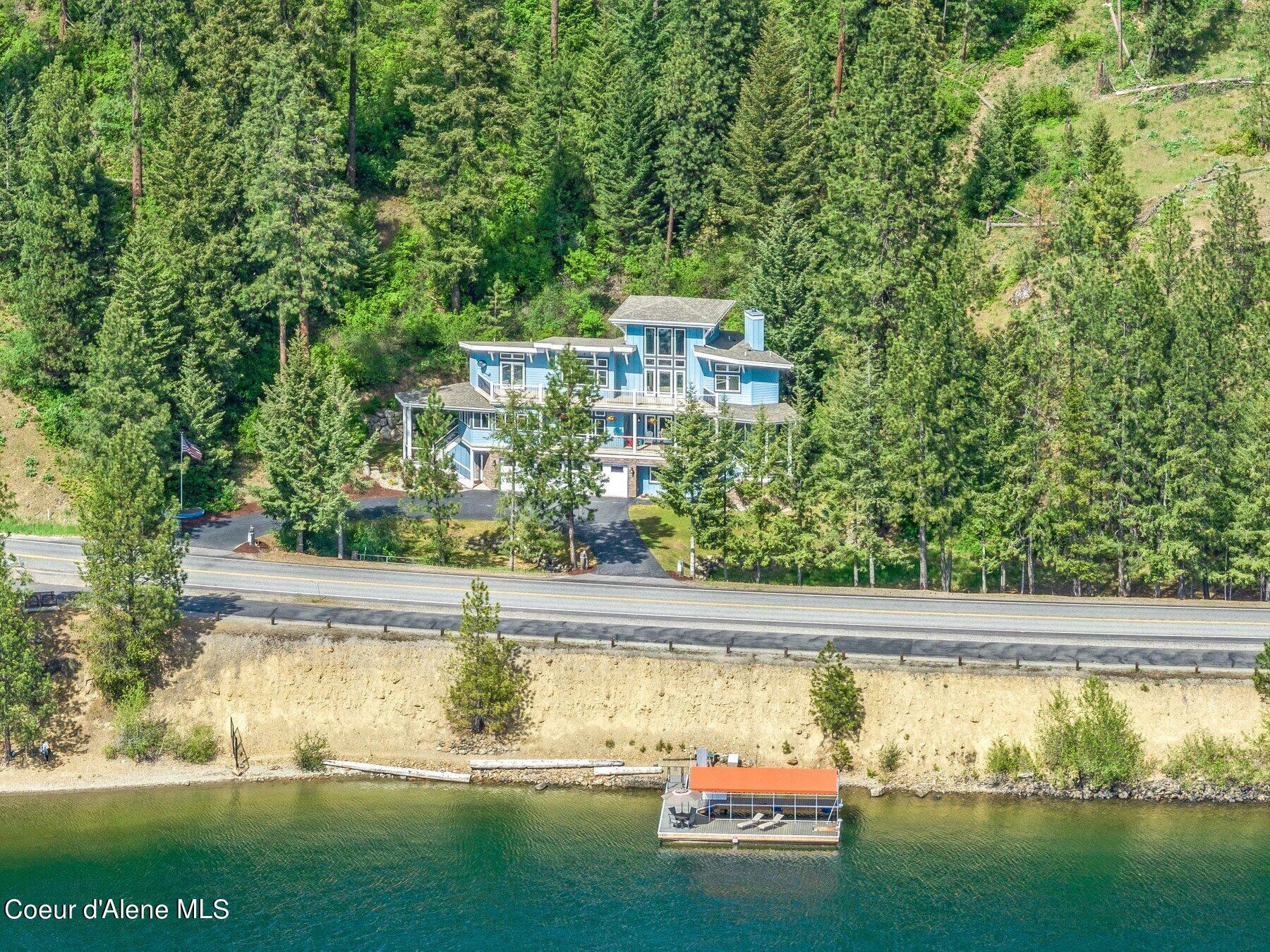 Property Photo:  9475 E Coeur D'Alene Lake Dr  ID 83814 