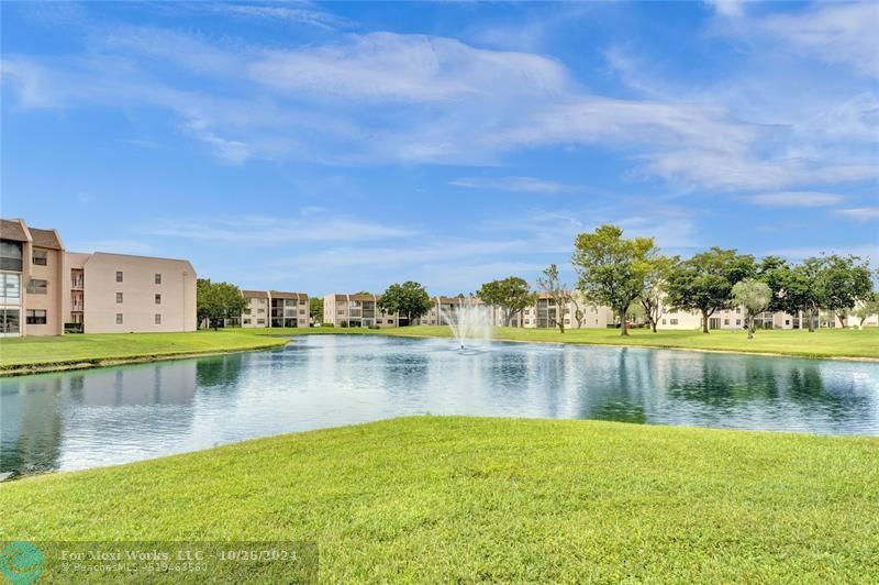 Property Photo:  10303 Sunrise Lakes Blvd 112  FL 33322 