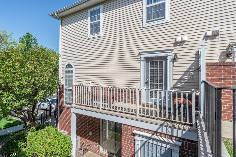 Property Photo:  50 Pine St 8J  NJ 07042 