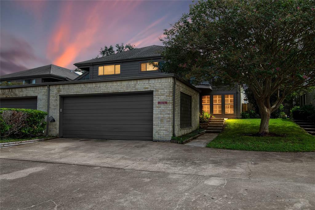 Property Photo:  18238 Lakeside Lane  TX 77058 