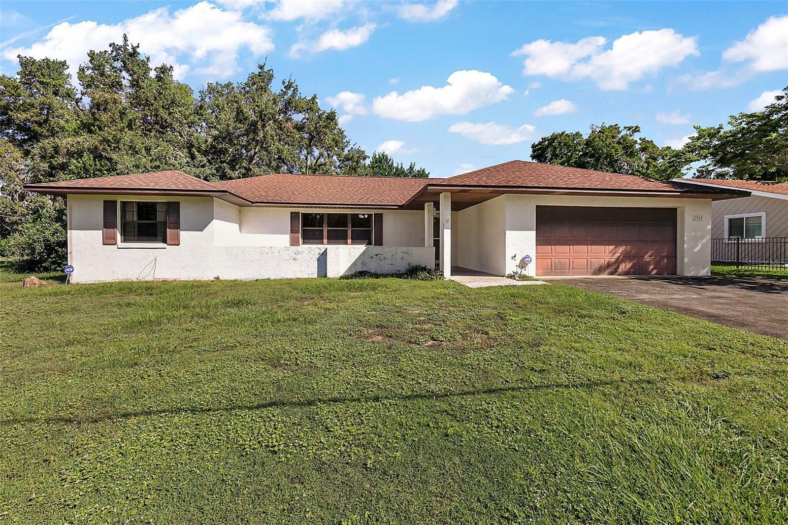 Property Photo:  2503 Waycross Avenue  FL 32726 