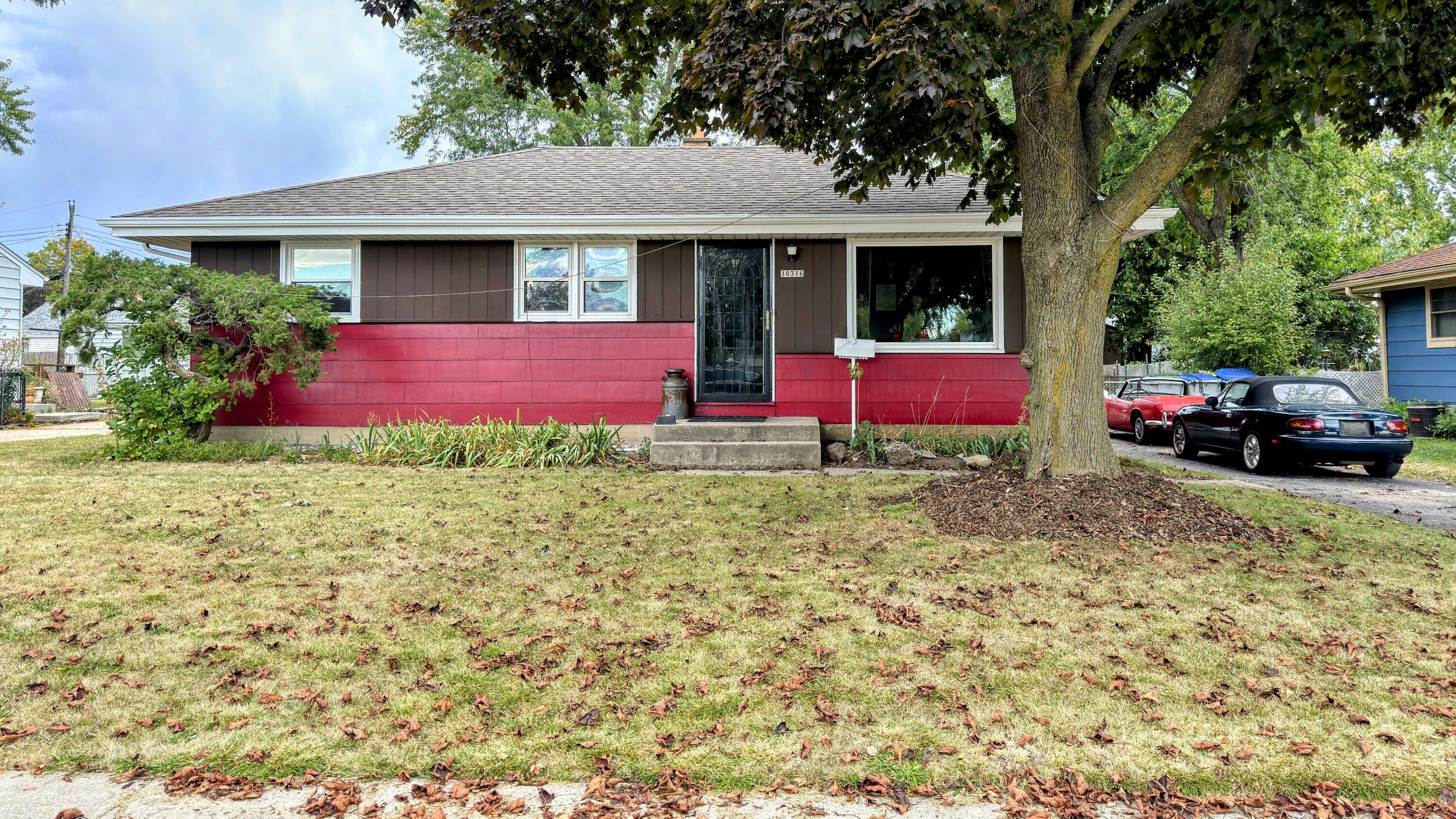 Property Photo:  10316 W Cameron Ave  WI 53225 